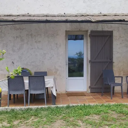 Chez Linat - En Rez De Jardin Au Calme Avec Vue *